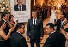 En la boda que pagó con su vida entera, un padre vio su foto en un cartel de “Buscado” y entendió la verdad más cruel: no era el invitado de honor, sino la humillación principal preparada por su propia hija…